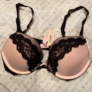 VICTORIA SECRET DREAM ANGEL PUSH-UP 36 B pink with black lace w/pink bow.